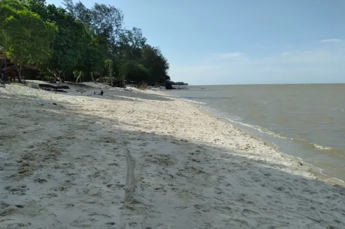 8 Beach Tourism in Serdang Bedagai that Offer Stunning Views