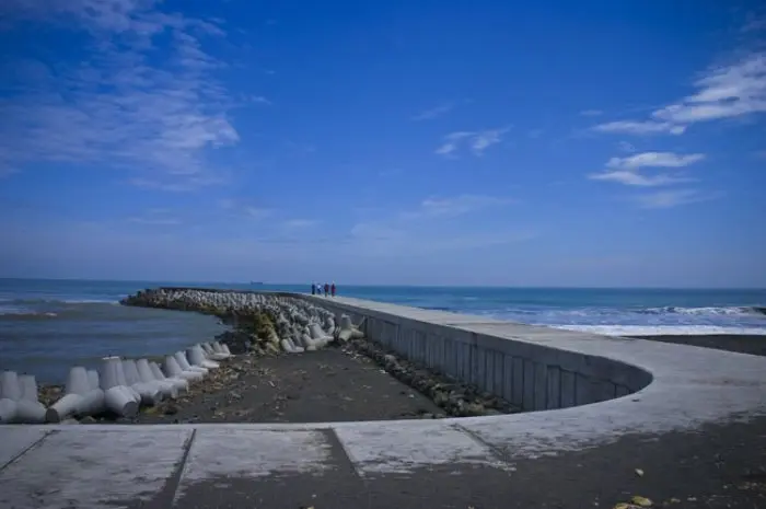 Glagah Beach, a Beautiful Beach with Historical Traces in Kulon Progo